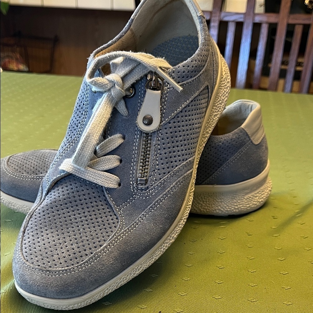 AUSTRALIAN Women's Gray Sneakers size 37 - Picture 7 of 7